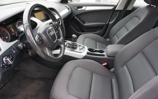 Audi A4 cena 37900 przebieg: 173000, rok produkcji 2011 z Brzozów małe 232